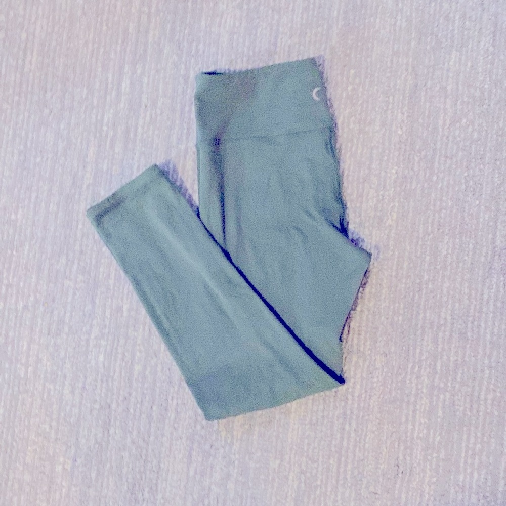 Zyia Active Olive Unity legging 7/8 size 8-10